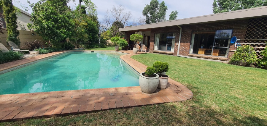 4 Bedroom Property for Sale in Brandwag Free State